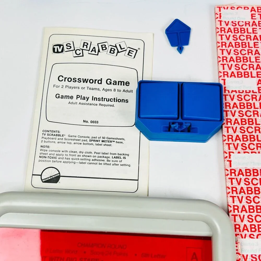 Vintage Selchow & Righter 1987 TV Scrabble Crossword Game Family fun